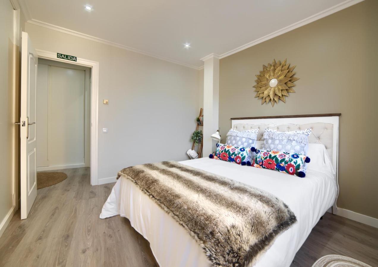 Apartamentos4U Tudela Centro - Parking Incluido Ngoại thất bức ảnh
